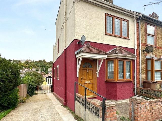Apartment for rent in Luton, Chatham