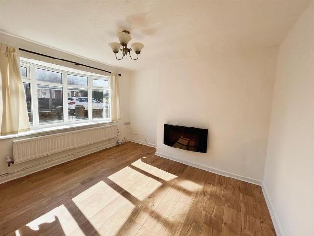 House for rent in Hylton Red House Estate, Tyne And Wear
