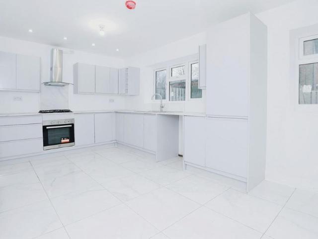 House for rent in Aston cum Aughton, Swallownest