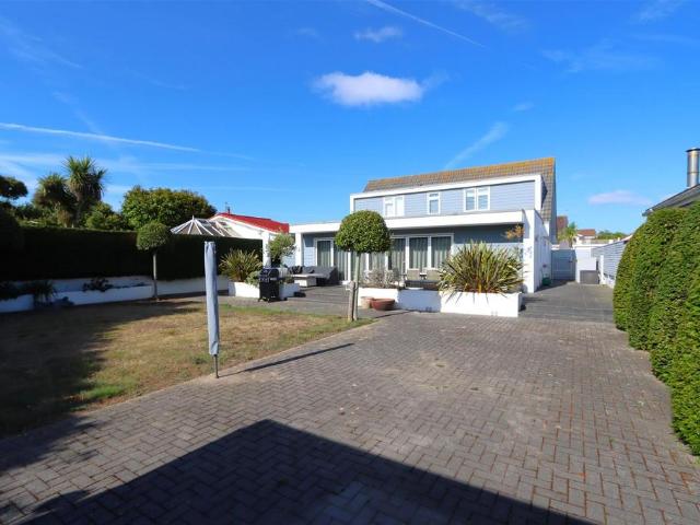 House for rent in St Brelade