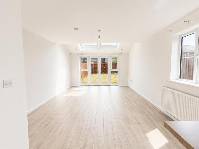House for rent in Norris Green, Calderstones