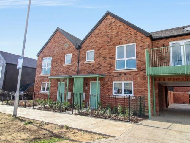 House for rent in Ebbsfleet, Monks Orchard