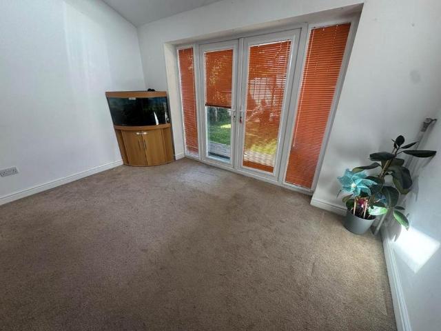 House for rent in Falcon Lodge, Wales