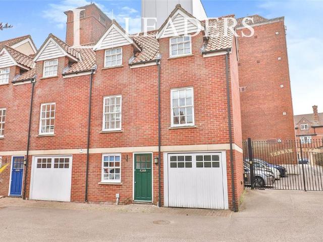House for rent in Heigham Grove, East Bank