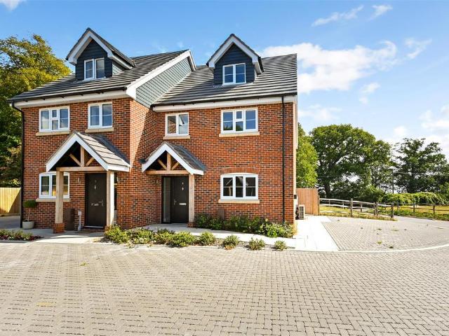 House for rent in Clapham, West Sussex