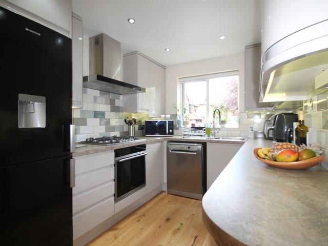 House for rent in Worcester Park Estate, Monks Orchard