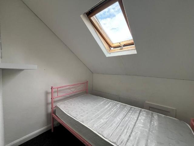 House for rent in Armley, West Yorkshire