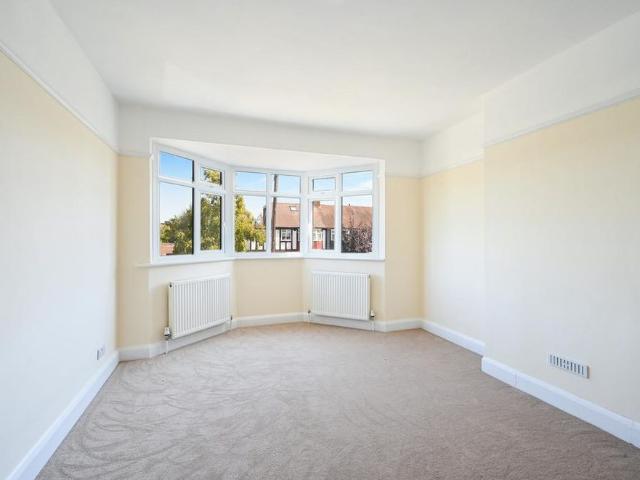 House for rent in South Woodford, Greater London