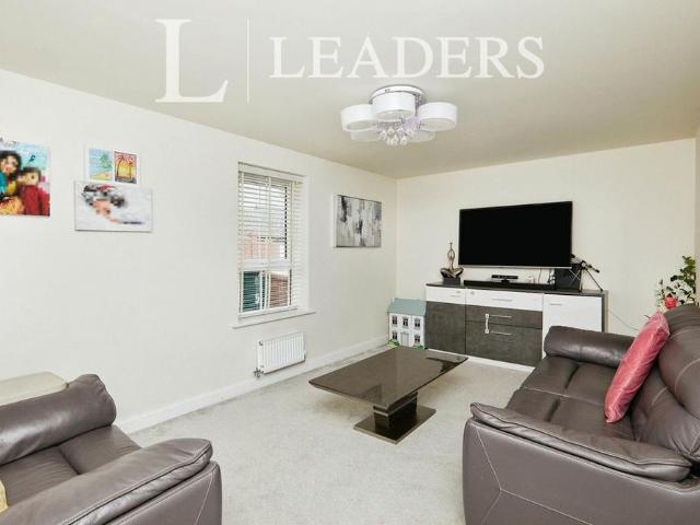 House for rent in Highfields, Egginton