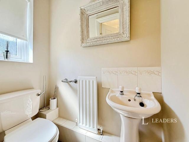 House for rent in Goddards' Green, Perryfields
