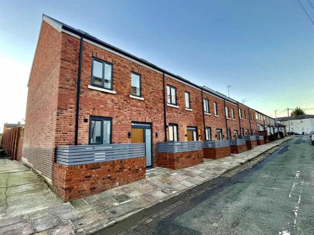 House for rent in Moss Rose, Macclesfield