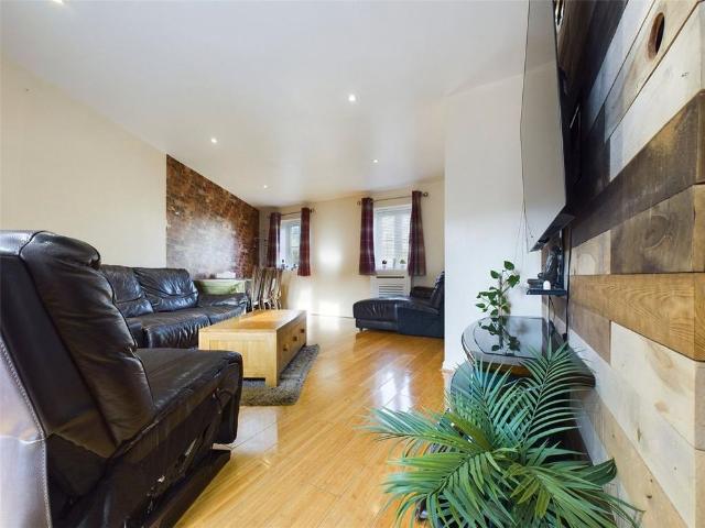 House for rent in Harold Hill, Greater London