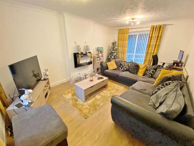 House for rent in Ribble Village, Preston