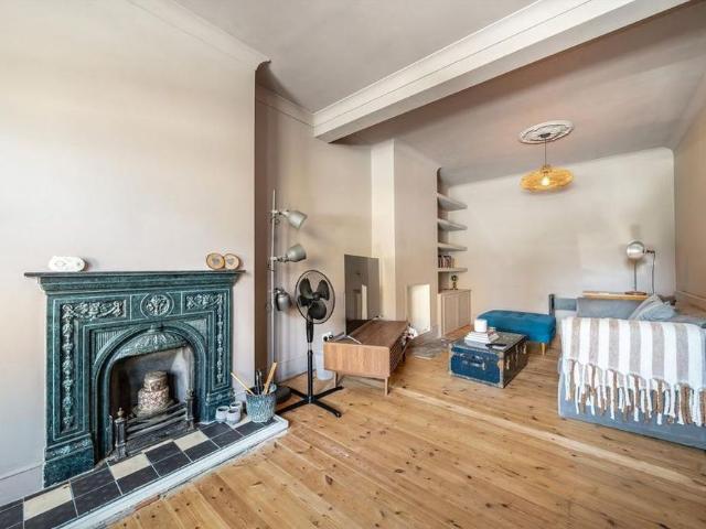 House for rent in Leyton, Greater London
