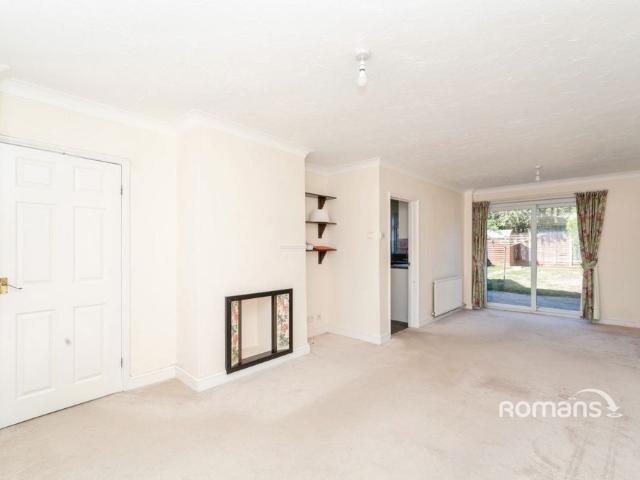 House for rent in Denham, Gerrards Cross and Chalfonts Community Board, Denham Green