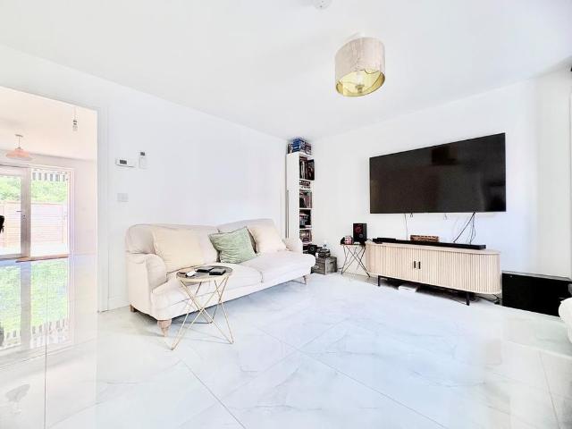House for rent in Broxbourne, Hertfordshire