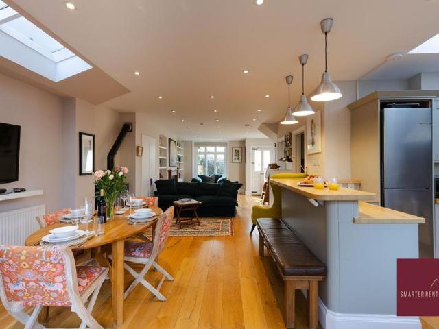 House for rent in London Borough of Merton, Greater London