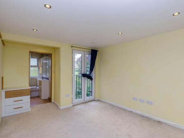 House for rent in Lane, Greater London