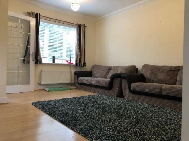 House for rent in Gants Hill, Greater London