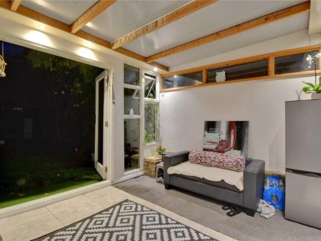 House for rent in Holywell Estate, North Watford