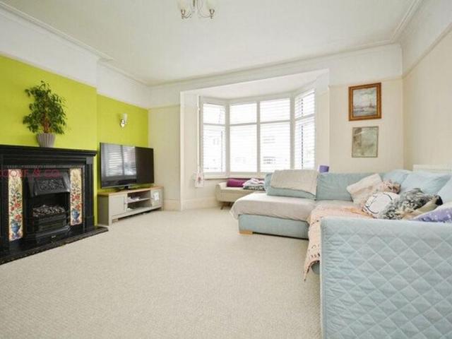 House for rent in Millmead, Acol