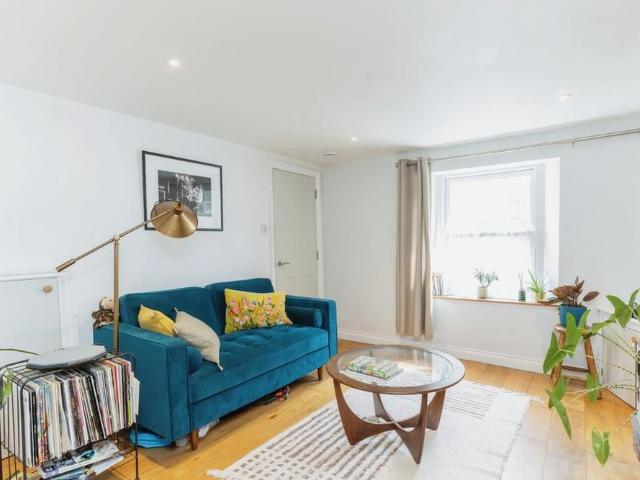 House for rent in Strode, Devon