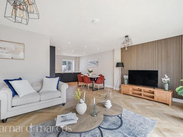 House for rent in Blackhills, Surrey