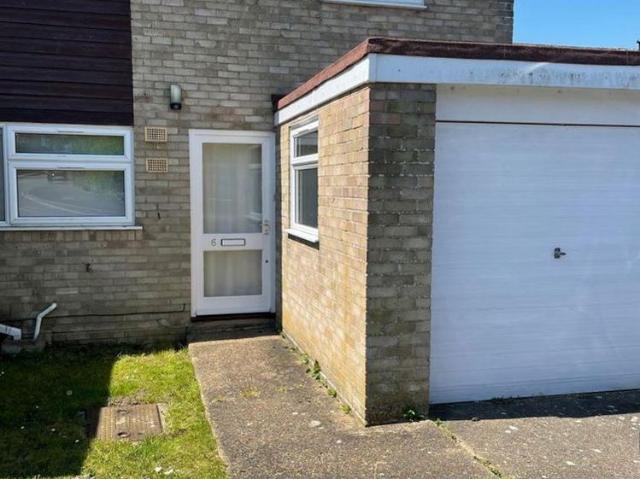 House for rent in Caldermill, East Midlands