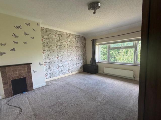 House for rent in Fallings Park, Park Village