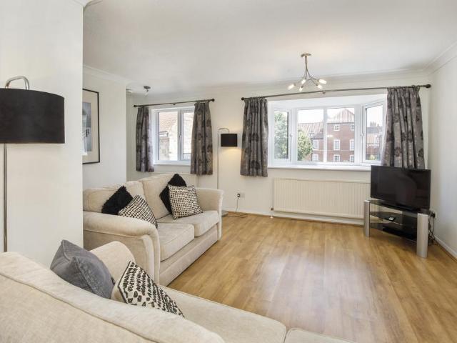 House for rent in High Field, York