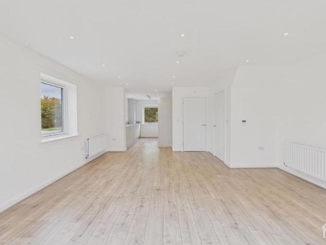 House for rent in The High, Harlow