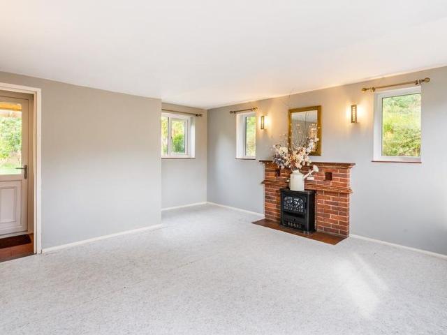 House for rent in Cross In Hand, East Sussex