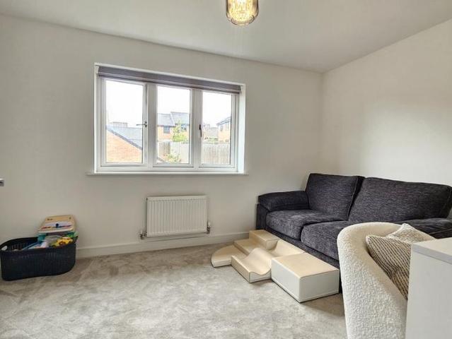 House for rent in Castle Hill, Monks Orchard