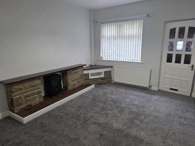 House for rent in Reddish, Greater Manchester
