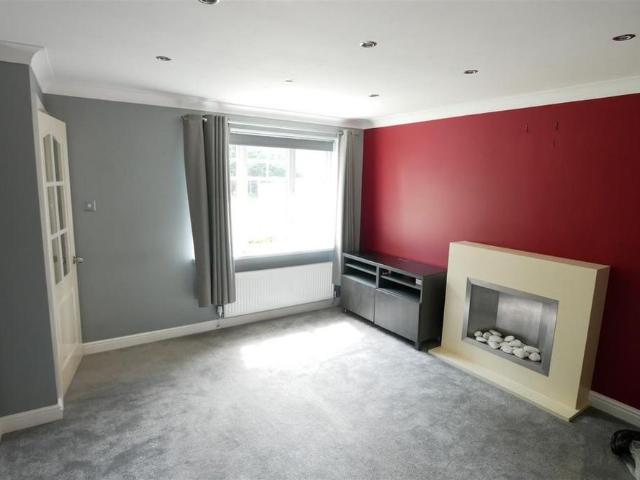 House for rent in Thorpe, West Yorkshire