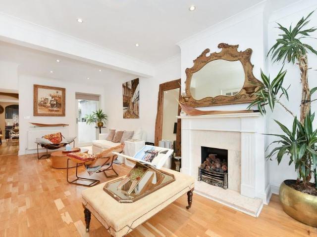 House for rent in Chelsea, Greater London