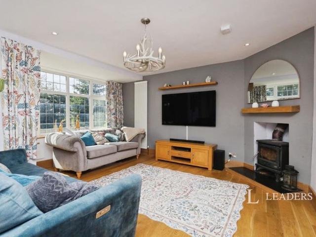 House for rent in Lower Dicker, Cross In Hand