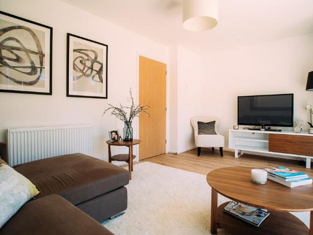 House for rent in Burnedge, Greater Manchester
