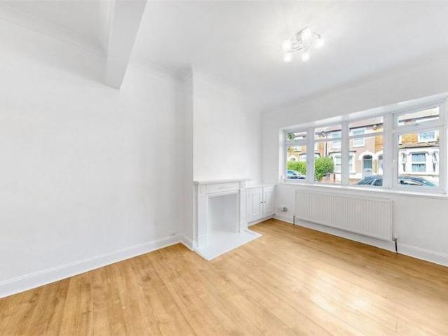House for rent in Edmonton, Greater London