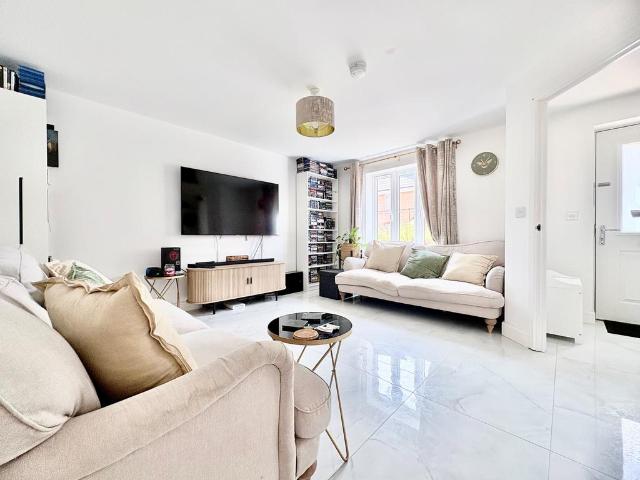 House for rent in Broxbourne, Hertfordshire