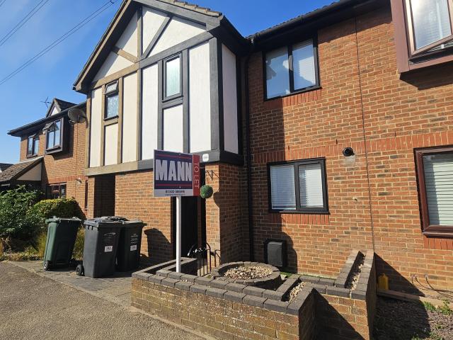House for rent in Worcester Park Estate, Monks Orchard