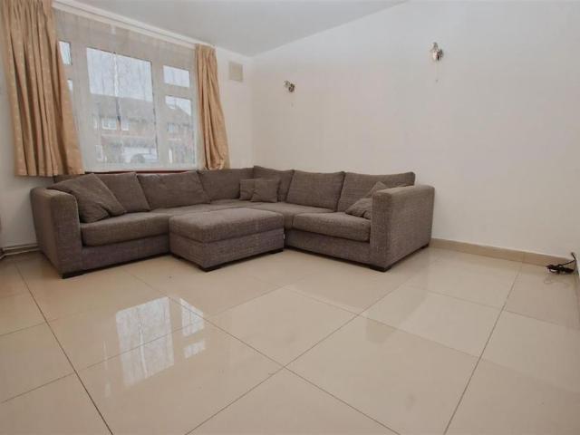 House for rent in Elstree and Borehamwood, Borehamwood