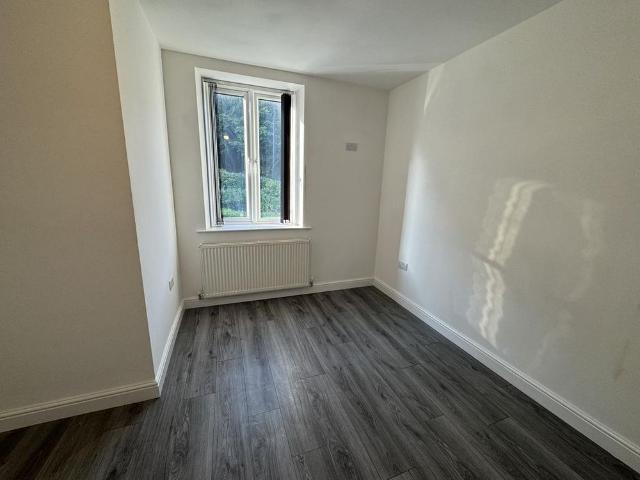 House for rent in Stubbin, Deepcar