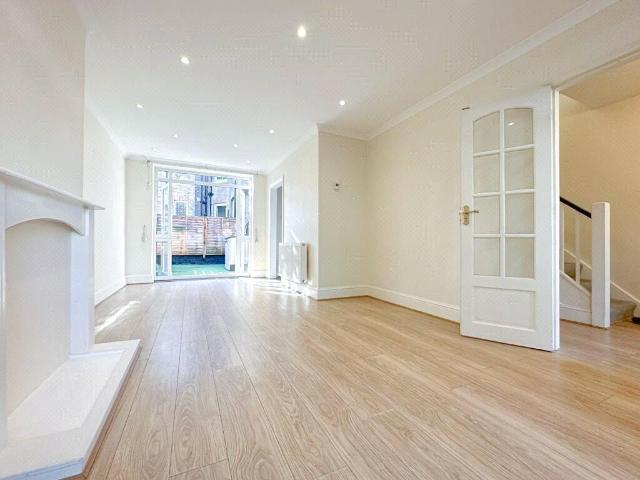 House for rent in Kensal Town, Maida Vale