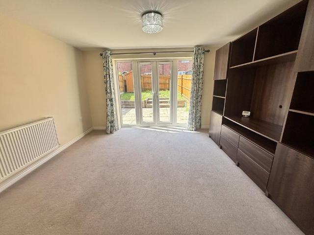House for rent in New Bilton, Warwickshire