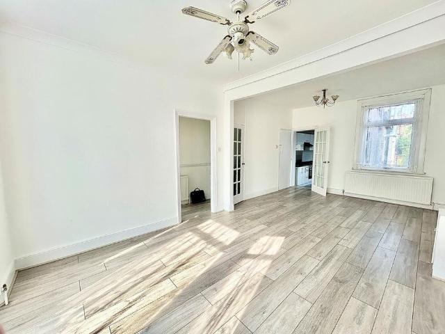 House for rent in Edmonton, Greater London