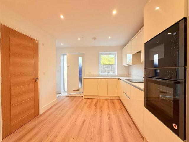House for rent in Tricketts Cross, Ferndown