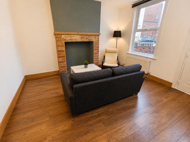 House for rent in Woodhouse Cliff, Leeds