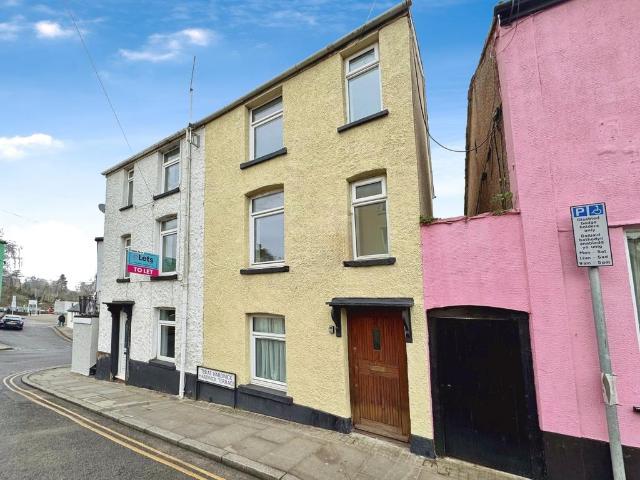 House for rent in Deans Hill, Wales