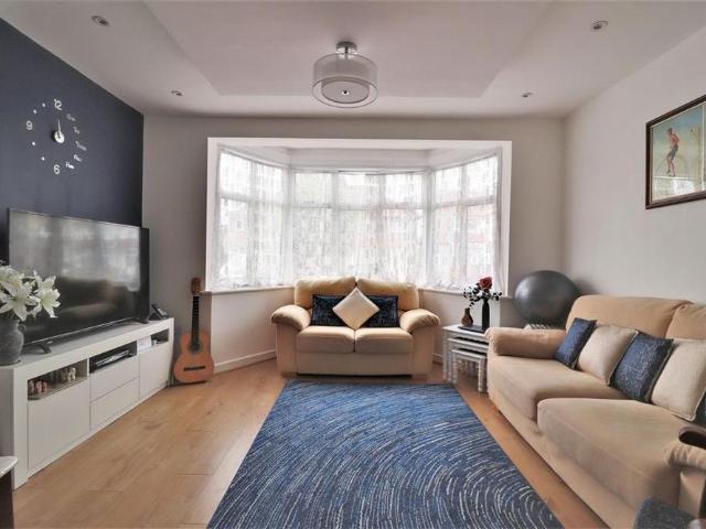 House for rent in London Borough of Ealing, Greater London